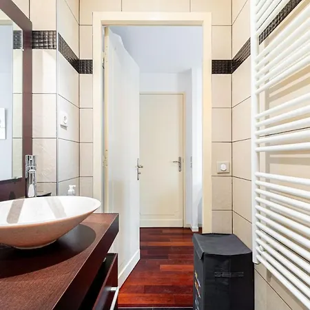 Lägenhet Guestready - Restful Escape Near Arc De Triomphe *