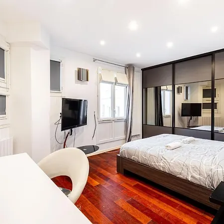 Guestready - Restful Escape Near Arc De Triomphe * Paris